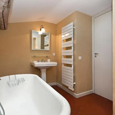 Ref 35 - Center - Duplex For Rent Cannes