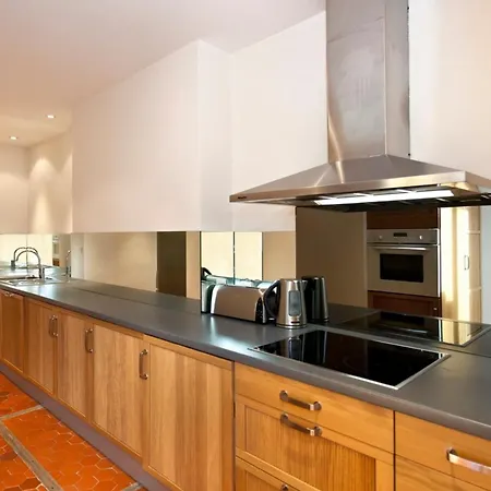 Apartman Ref 35 - Center - Duplex For Rent *